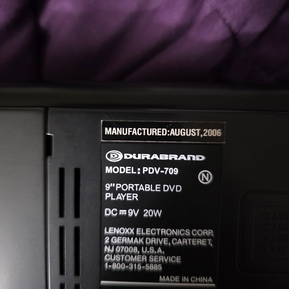 Portable DVD Player with Screen - Gray - Picture 6 of 6